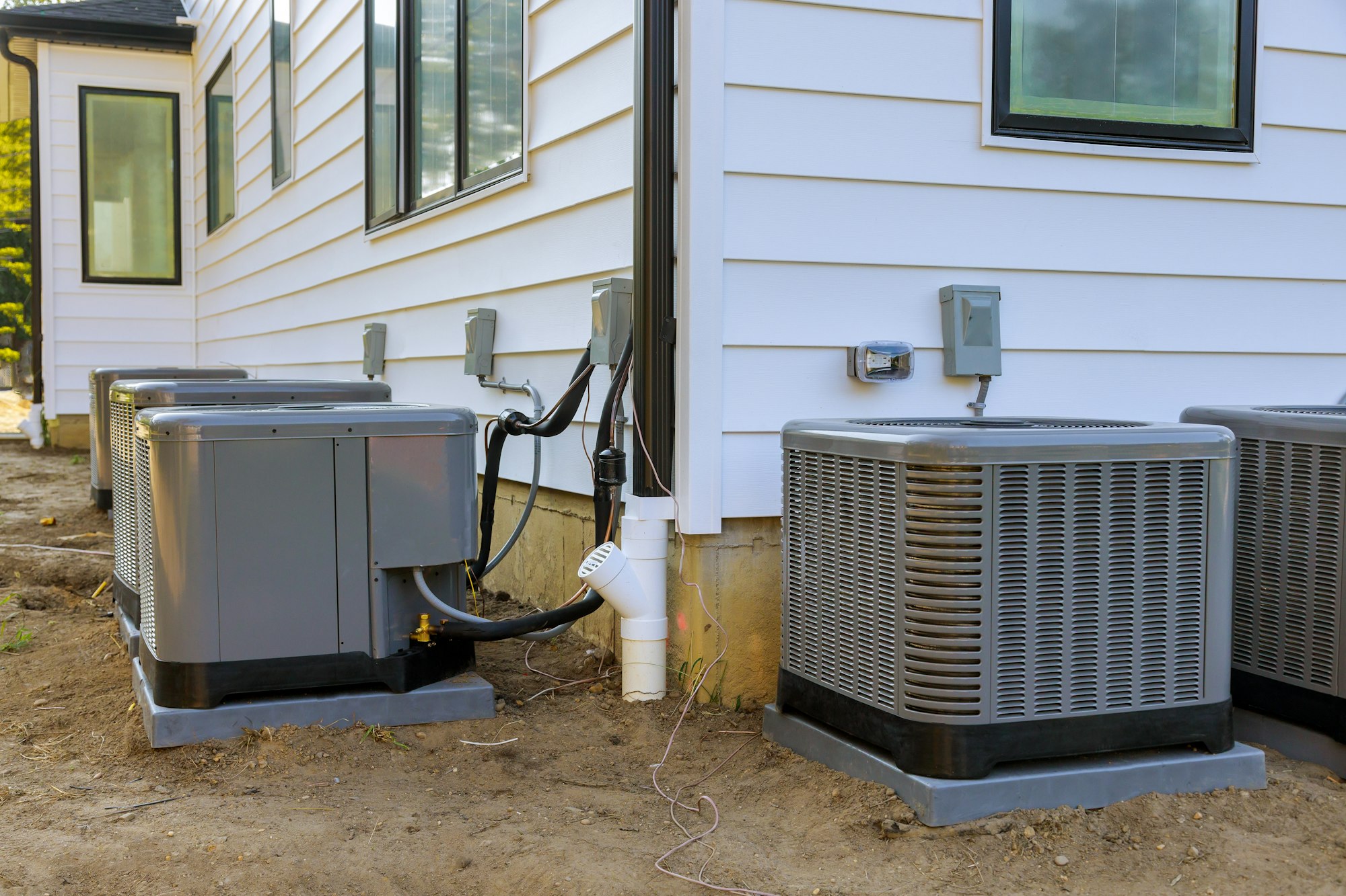 Air conditioning system in the installation under construction new house